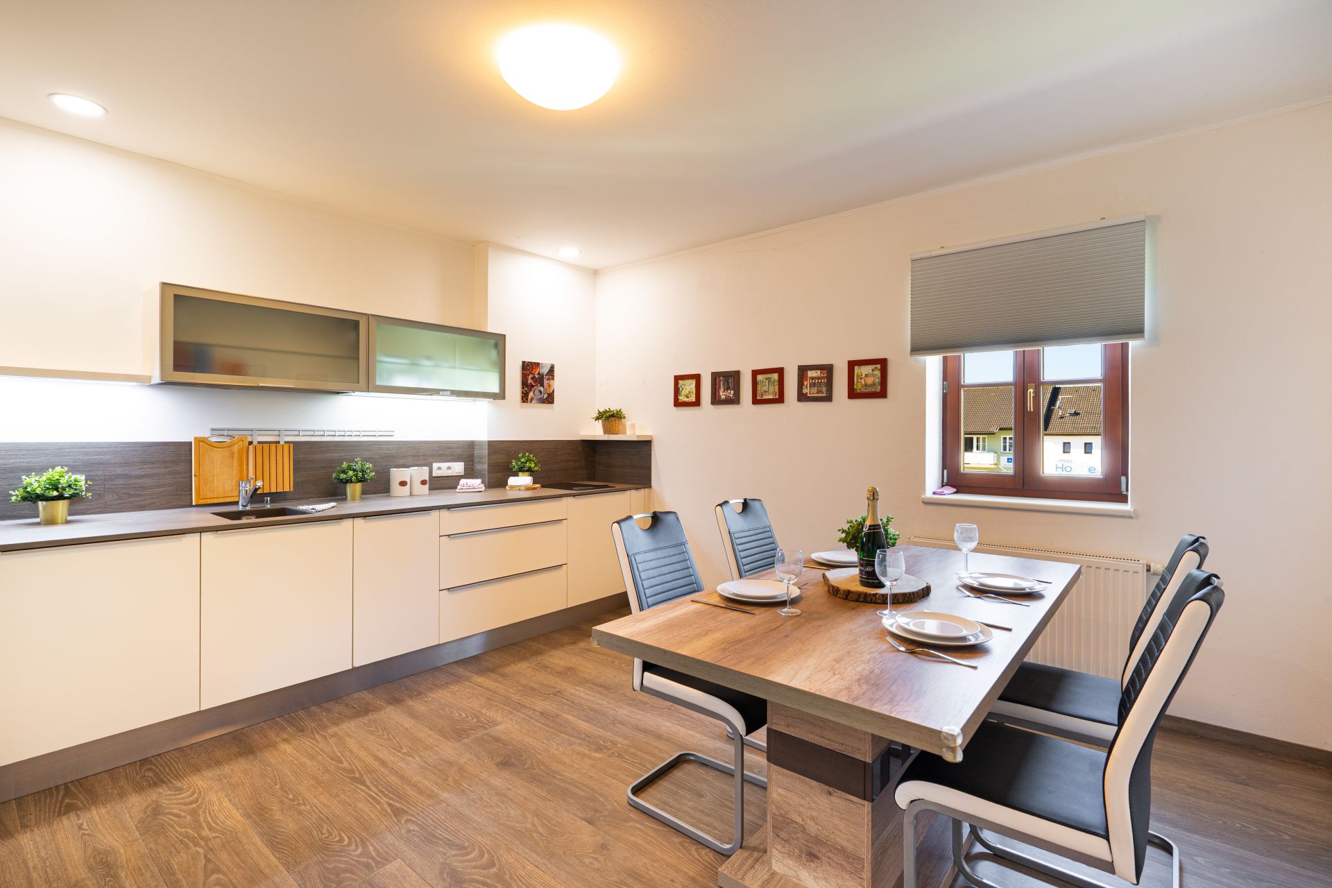 Prodej bytu 3+1 s komerčním prostorem, Lipno nad Vltavou