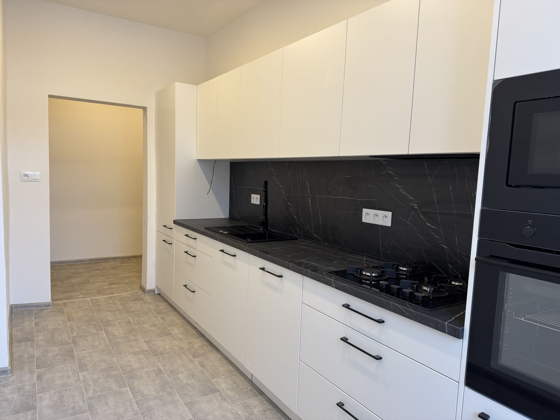 Pronájem bytu 2+1 70 m² Mánesova, České Budějovice